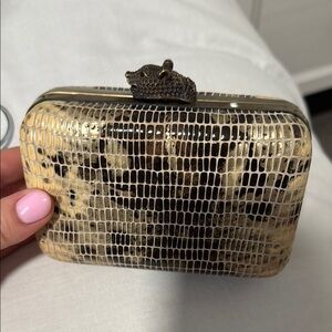 House Of Harlow Clutch